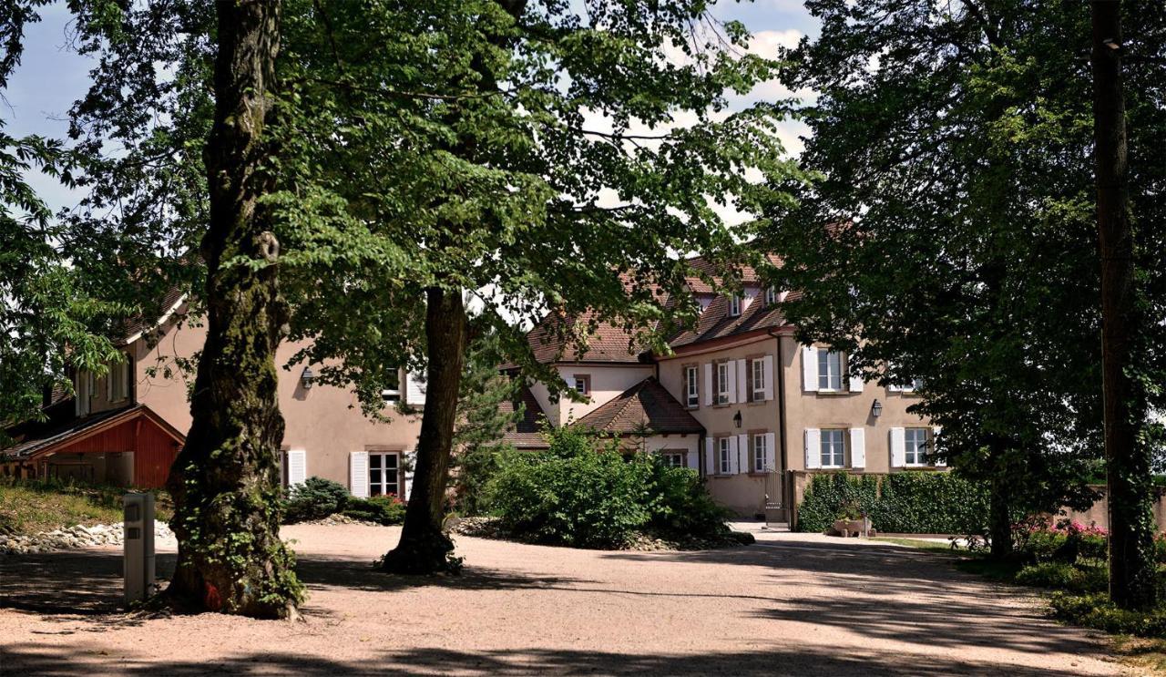 Maison d'Hôtes Les Jardins de Madeleine Bernardvillé Exterior foto